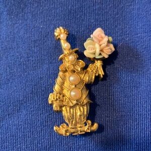 VTG Signed 1928 Clown Brooch With Porcelain Roses. Gold Tone. Excellent.